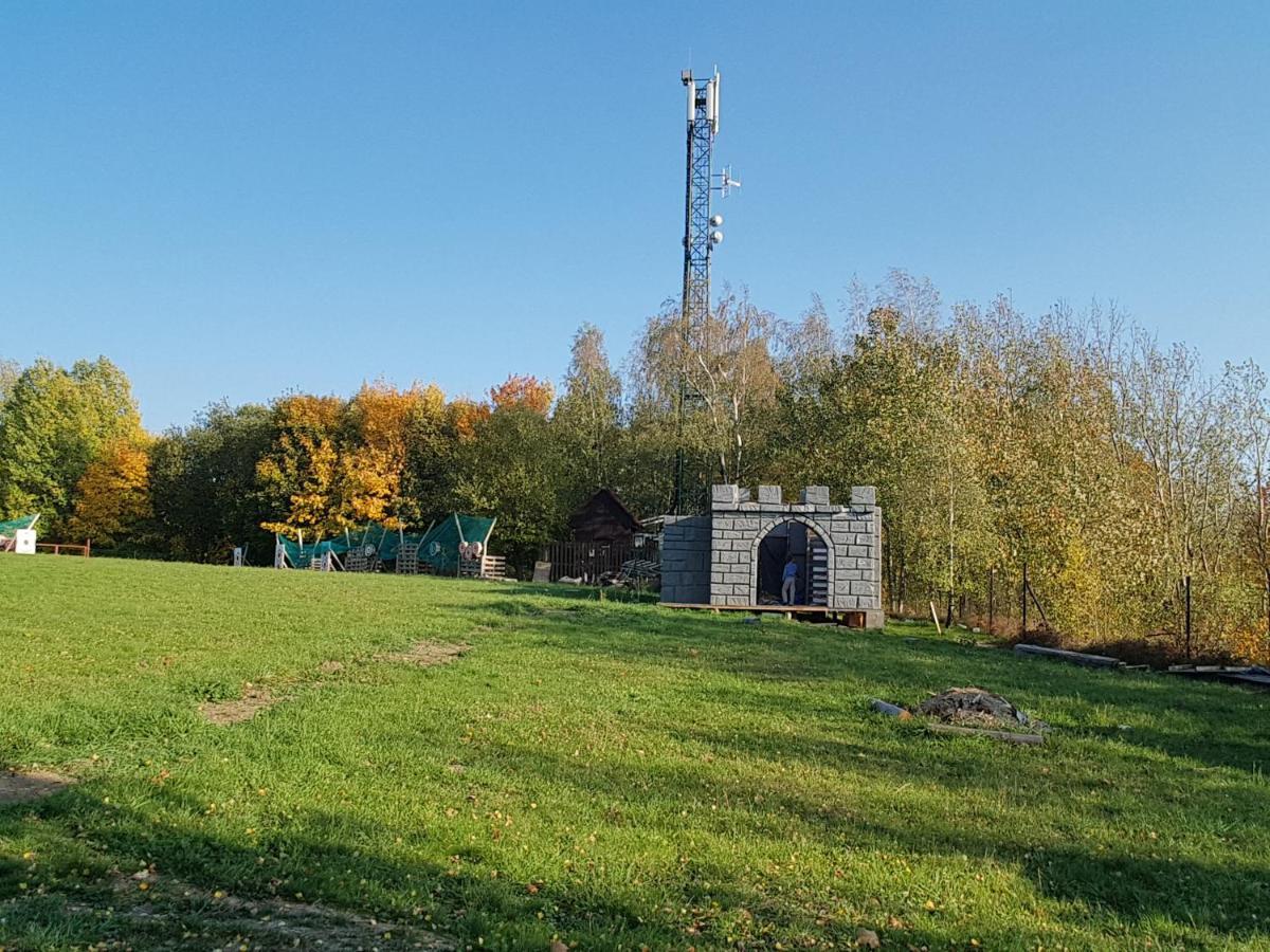 Pensiony A Ubytovani V Kempu Indiana Edrovice Exterior foto
